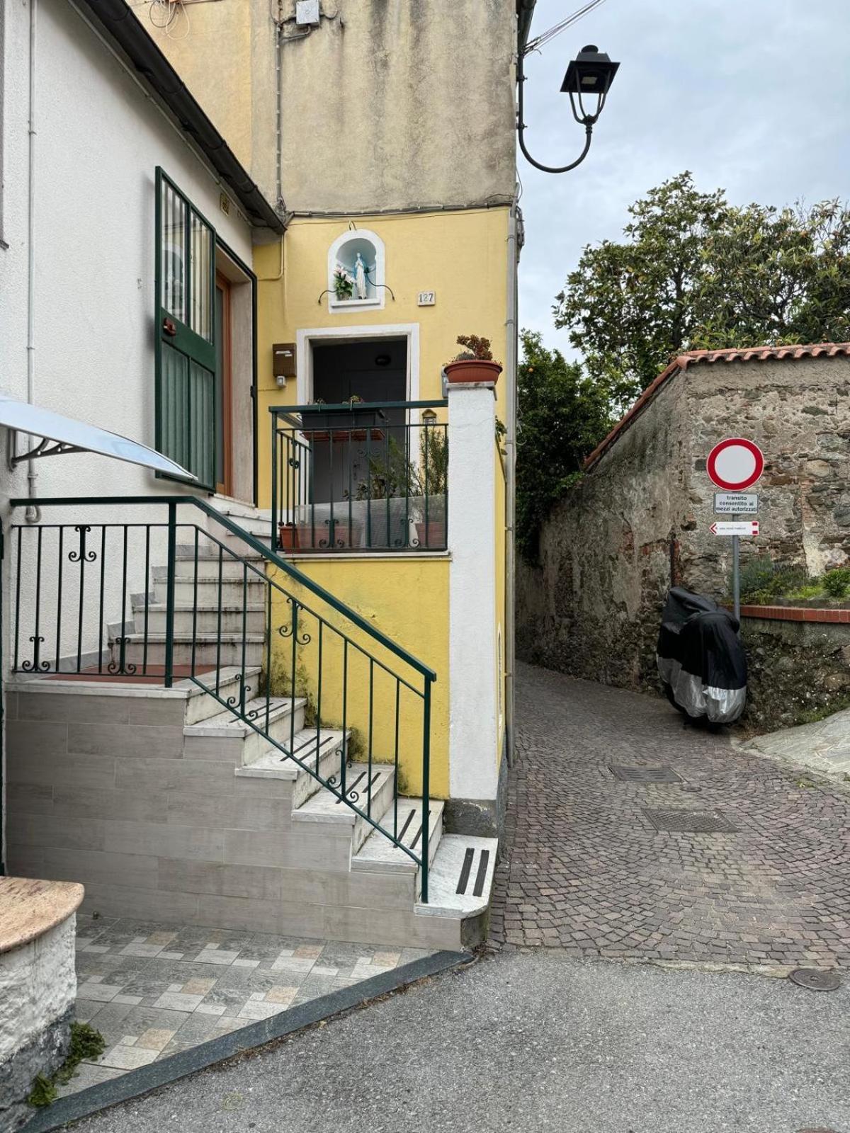 첼레리구레 Casa Graziella B&B 외부 사진